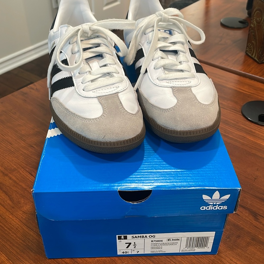 Adidas Samba OG shoes - unisex M 7.5 /W 8.5